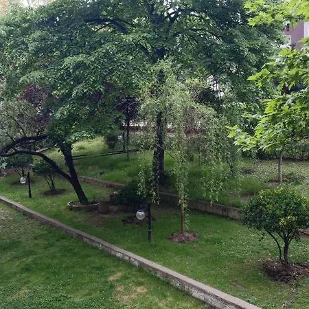 Apartment Gorgeous Garden View - 3 Bedroom- Manolya - Near Kulturpark Park - Osmangazi - Free Parking Bursa