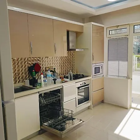 Apartment Gorgeous Garden View - 3 Bedroom- Manolya - Near Kulturpark Park - Osmangazi - Free Parking Bursa